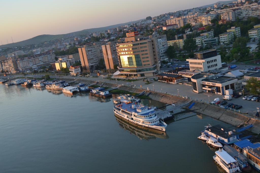 Hotel Esplanada Tulcea Eksteriør billede