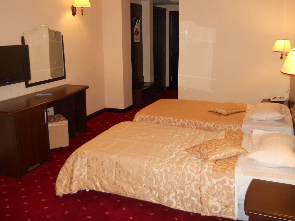 Hotel Esplanada Tulcea Eksteriør billede