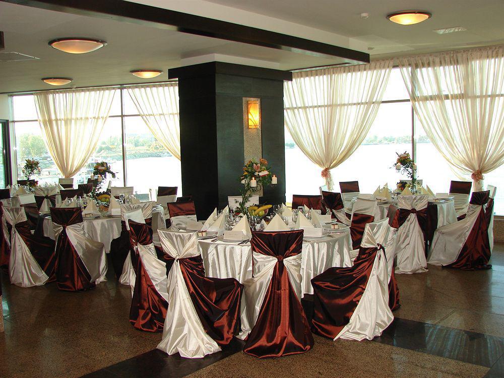 Hotel Esplanada Tulcea Eksteriør billede